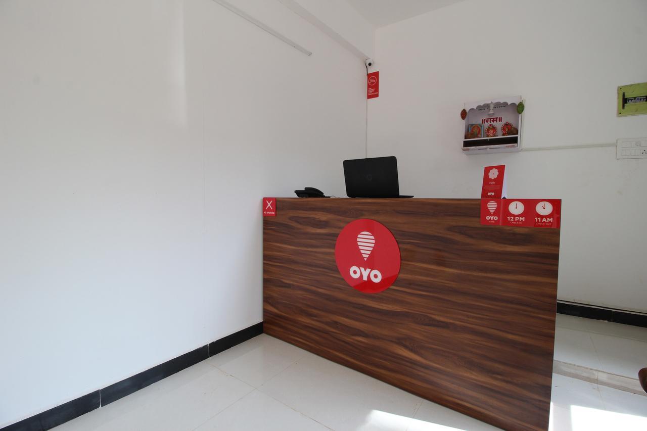 Oyo 10385 Hotel Nirmala Vilas Candolim Exteriör bild