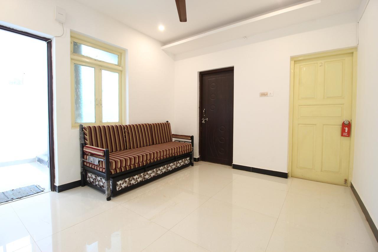 Oyo 10385 Hotel Nirmala Vilas Candolim Exteriör bild